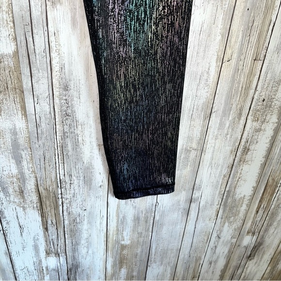 Zyia Vertical Mirage Light N Tight Leggings - Picture 5 of 8